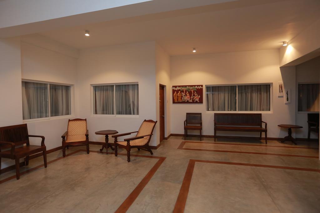 Refresh Hotel Hikkaduwa Esterno foto