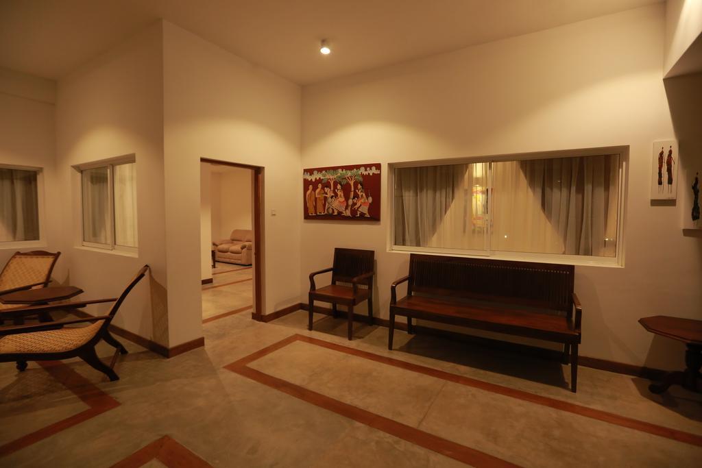 Refresh Hotel Hikkaduwa Esterno foto