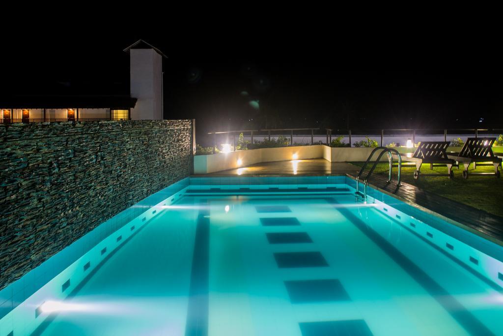 Refresh Hotel Hikkaduwa Esterno foto