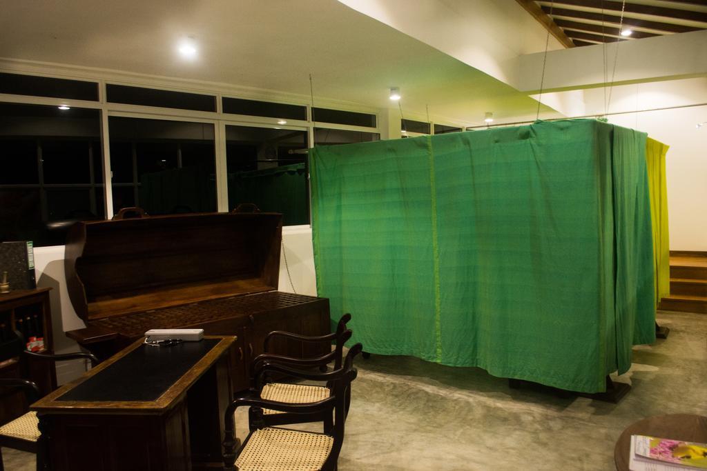 Refresh Hotel Hikkaduwa Esterno foto