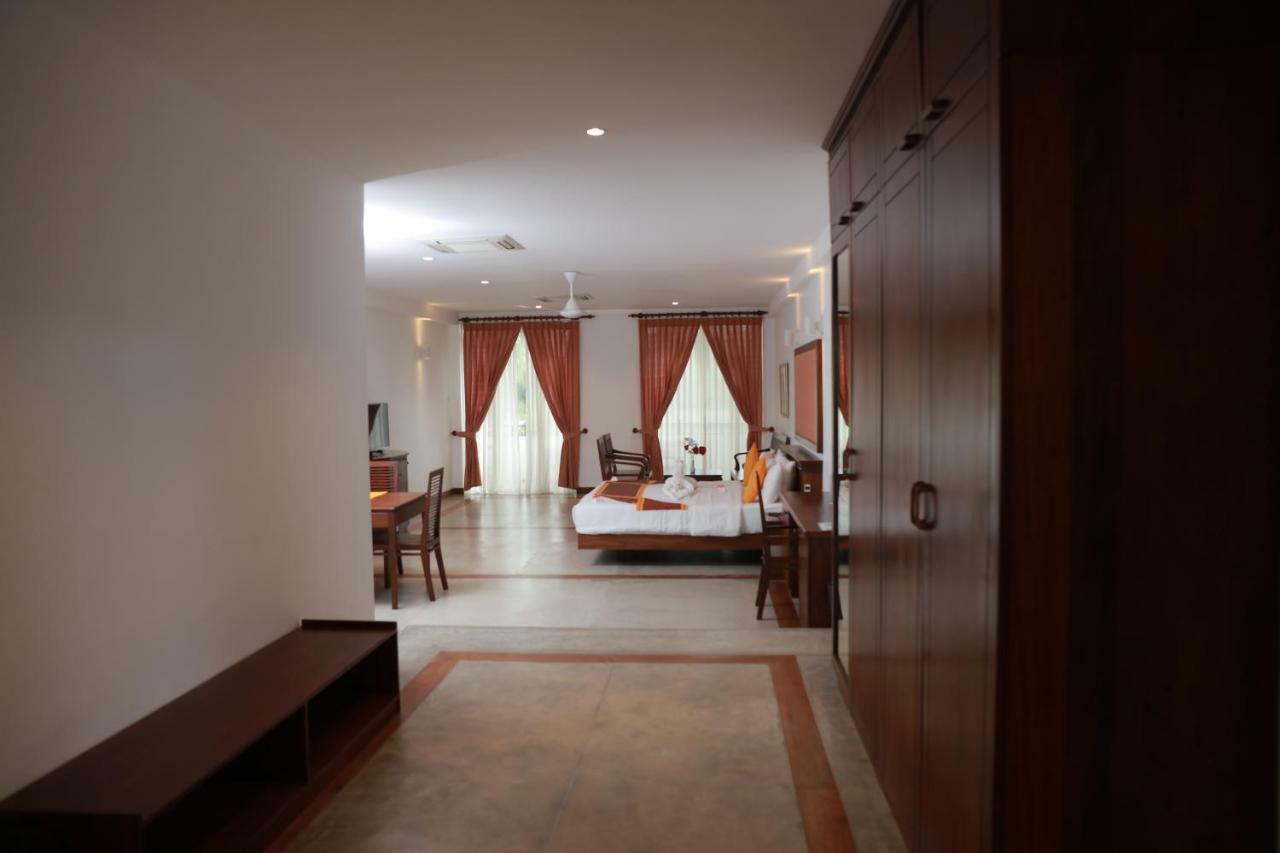 Refresh Hotel Hikkaduwa Esterno foto